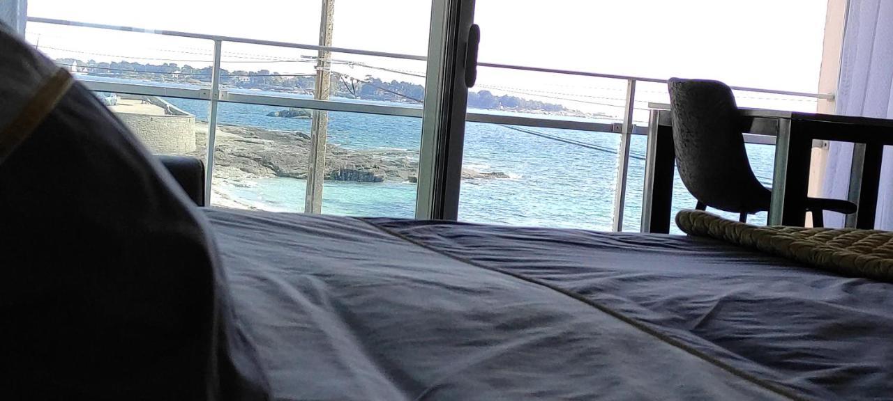 Studio Face A La Mer コンカルノー 部屋 写真